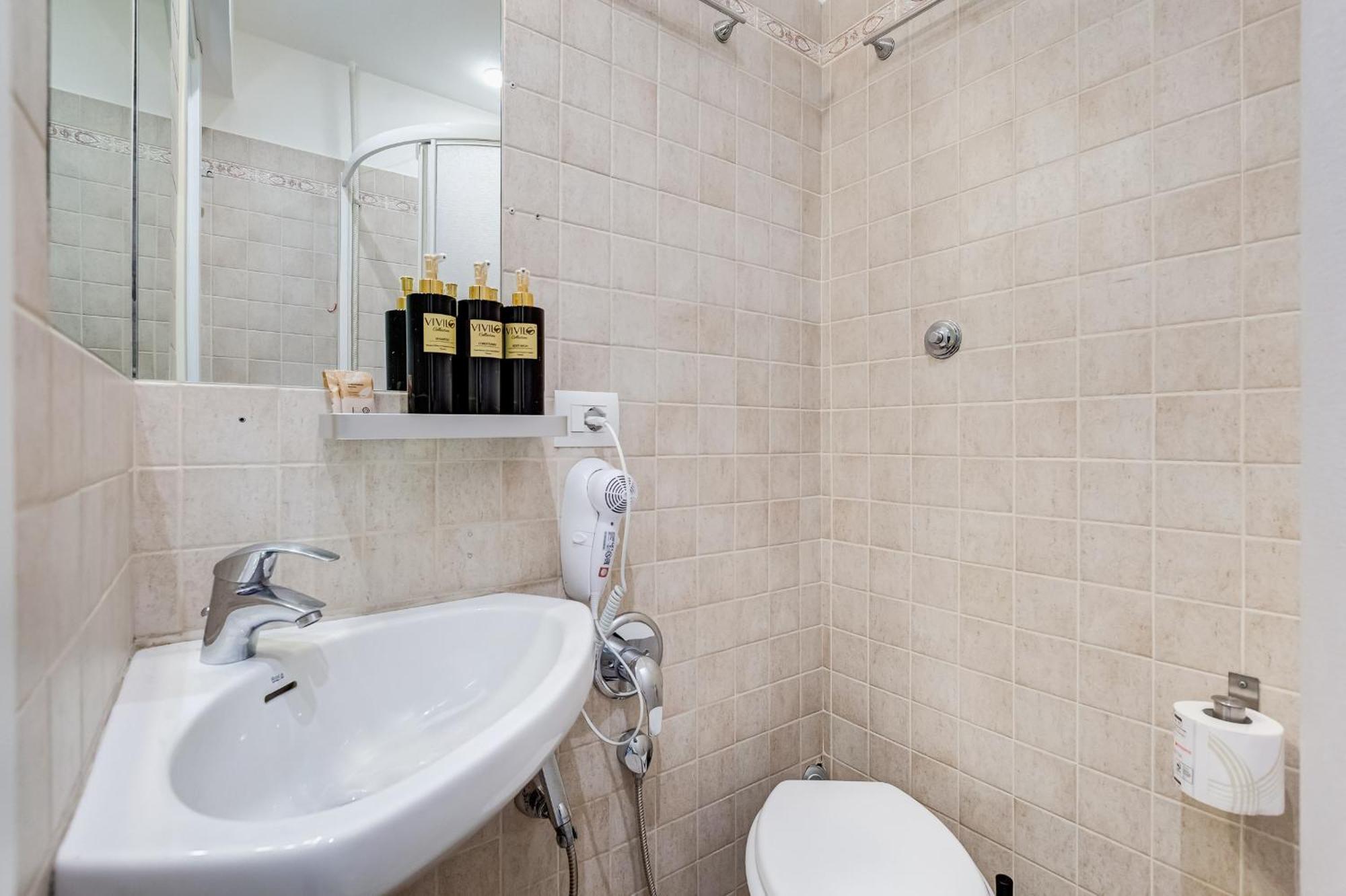 Vivilo Collection - Marche 54 4bdr - Close To Via Veneto * Rom