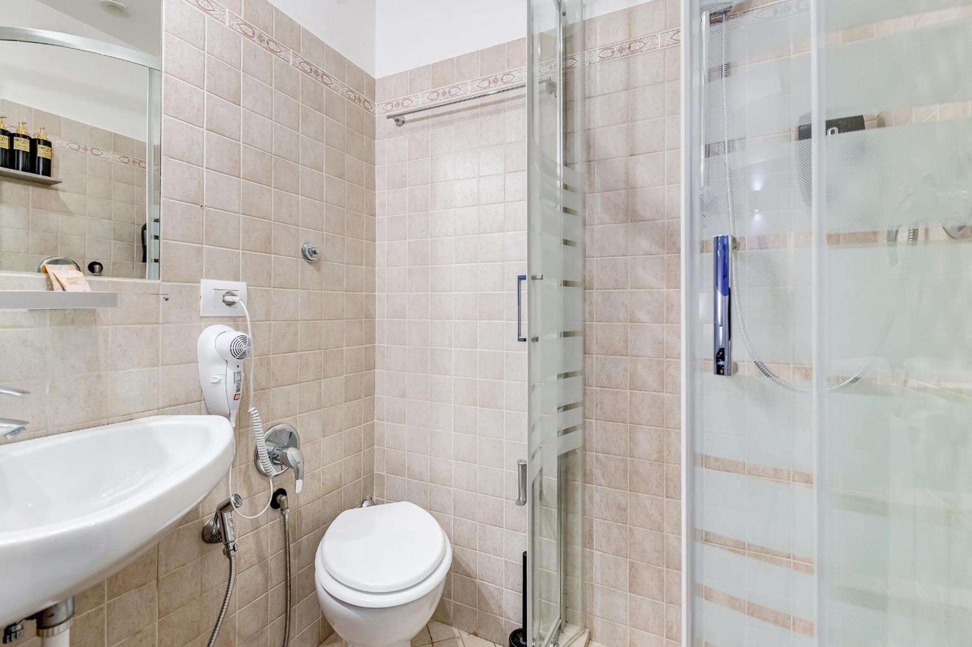 Vivilo Collection - Marche 54 4bdr - Close To Via Veneto Apartment Rom
