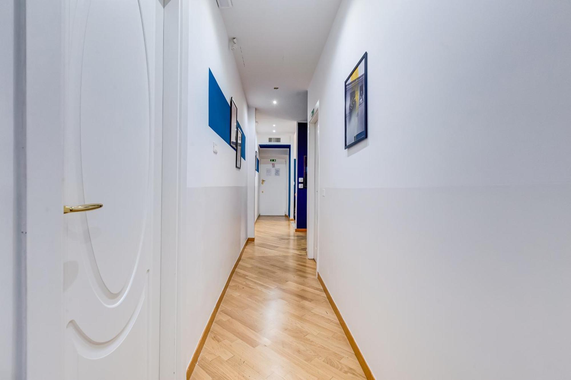 Apartment Vivilo Collection - Marche 54 4bdr - Close To Via Veneto *