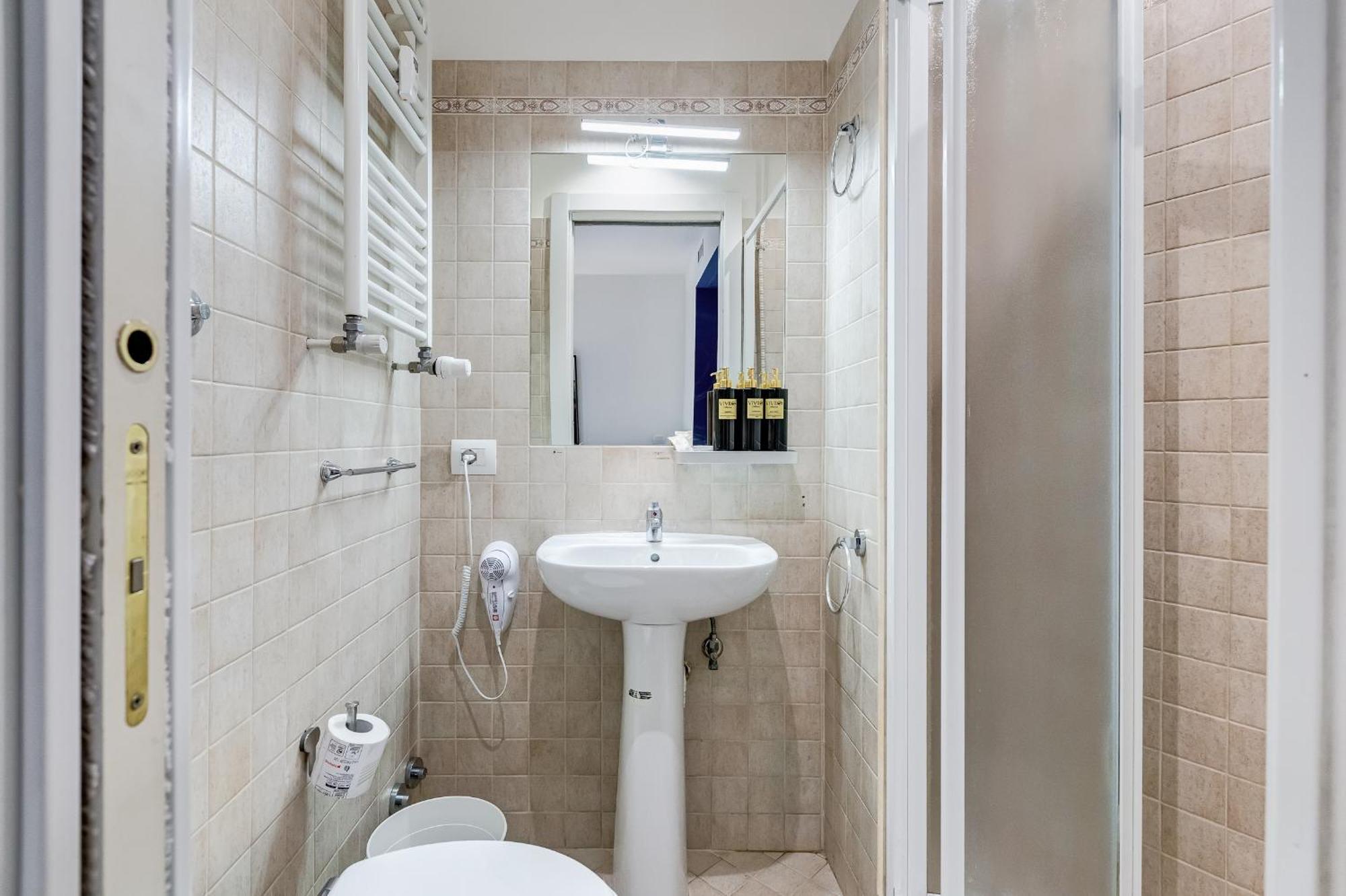 Vivilo Collection - Marche 54 4bdr - Close To Via Veneto Apartment